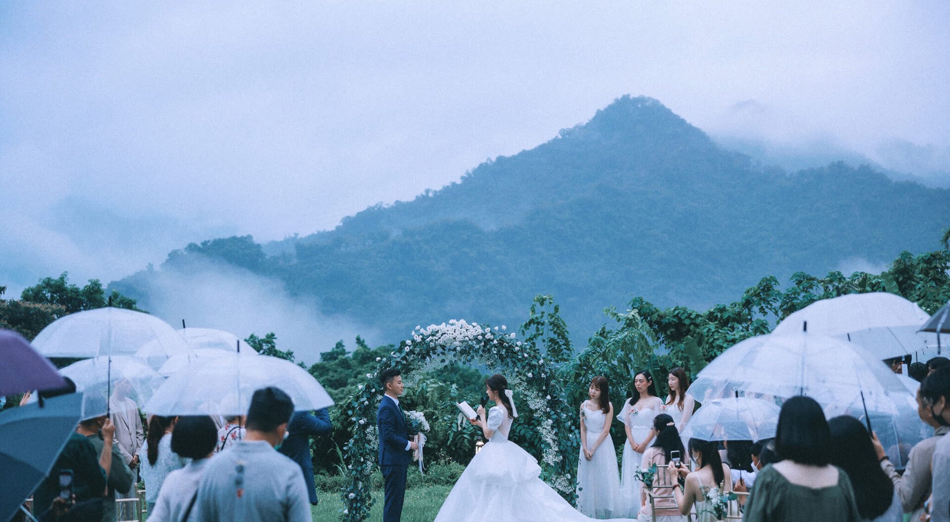 水花婚紗攝影工作室 Blossom Wedding